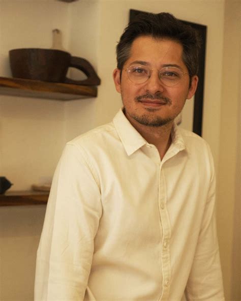 men of aristobrat Benjamin Armel from Nari & Kage