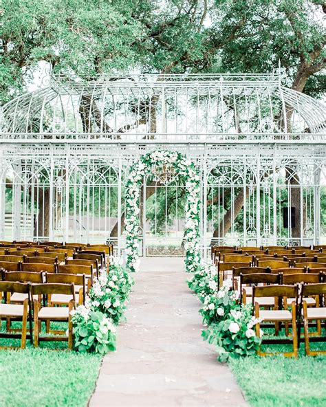 21 Unique & Extraordinary Wedding Venues in Austin | Wedding venues ...