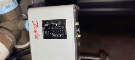 OCEAN STAR :- Danfoss KP-35 Pressure Switch, R:-0.2 to 7.5 BAR, D:0.7 ...