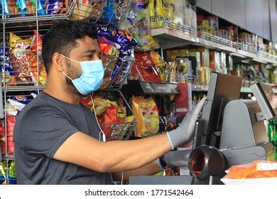 Indian Grocery Store 的图像结果