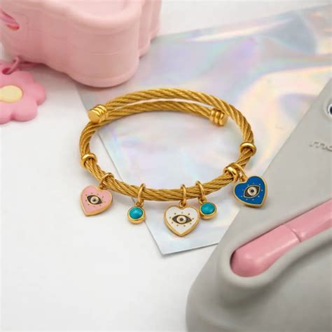 Hearts Semi Precious Stone Charm Adjustable Bracelet – mystellefashion