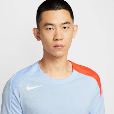 Nike Strike Men's Dri-FIT Football Shirt. Nike IN