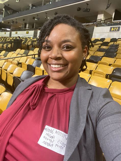 Dionna Johnson on LinkedIn: Last month, I attended the UCF Career Expo where I connected with…