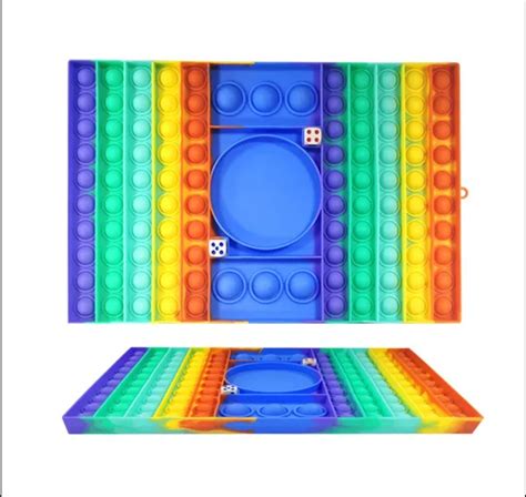 Fidget 2 player dice game.