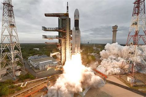 Here’s How You Can Live Track Chandrayaan-2 In Orbit Around Earth For ...