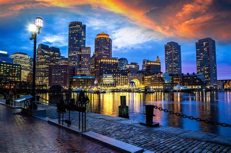 Top 5 Reasons to Visit Boston - Tidy Here Cleaning Service