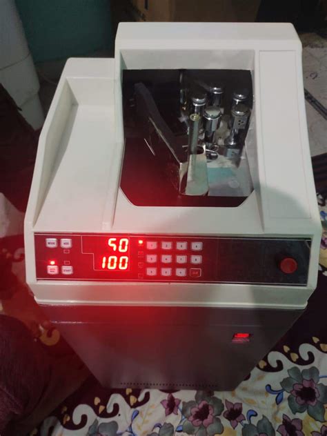 HSS Flor Model Note Counting Machine : Amazon.in: Office Products
