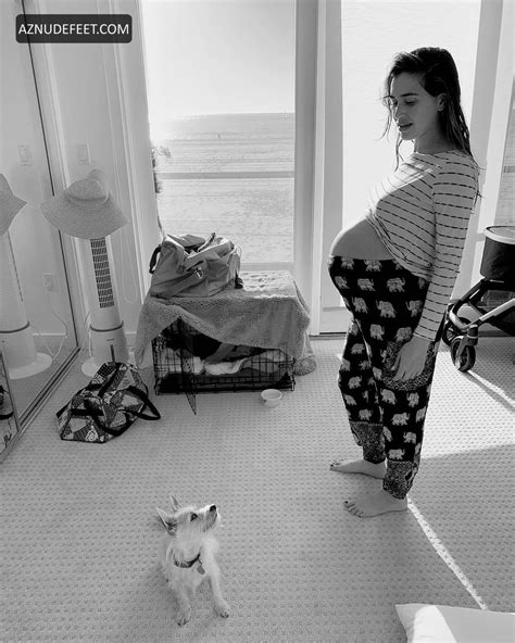 ALIX ELIZABETH GITTER Feet - AZNudeFeet