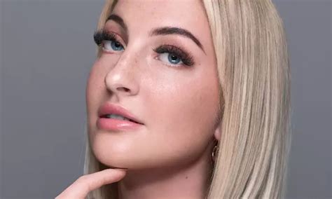 Eyelash Extensions Near Me - Best Deals on Lash Extensions | Groupon