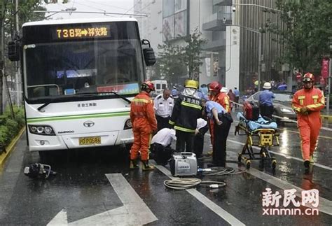 上海公交撞倒路人事件始末 女司机已排除酒驾嫌疑撞人原因曝光_社会新闻_海峡网