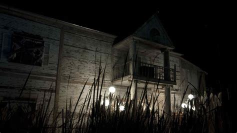 Contact Thrillvania Haunted House Park | Please use this form to contact us