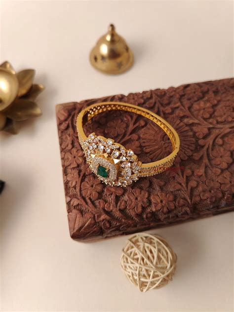Sparkling AD stone Openable Bracelet - Green – AJ Punnagai