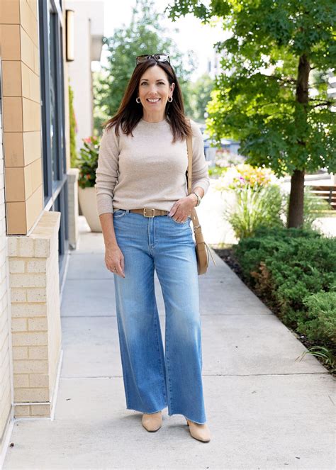 What to Wear with Wide Leg Jeans This Fall | Jo-Lynne Shane