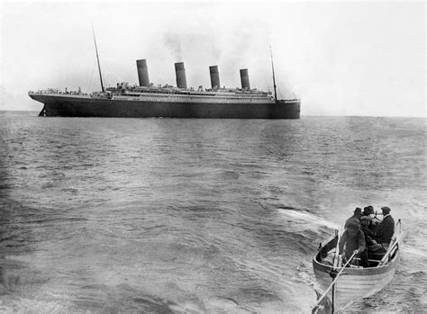 The last photo of the Titanic afloat, 1912