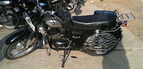 Two Stroke Tuesdays E19 : 1968 Rajdoot 175 - Made for Memories – trip ...