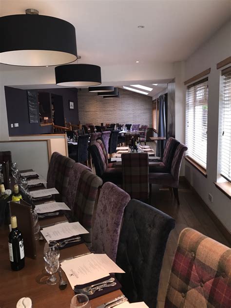 Inside Armstrongs » Armstrongs Restaurant