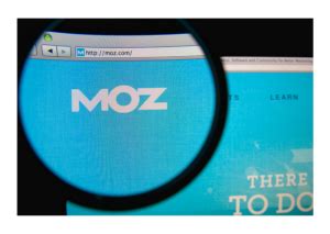 Track a Site in Moz Pro Vector Art