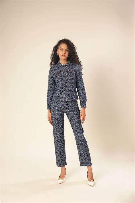 Royal Denim Ensemble – Nynaeve