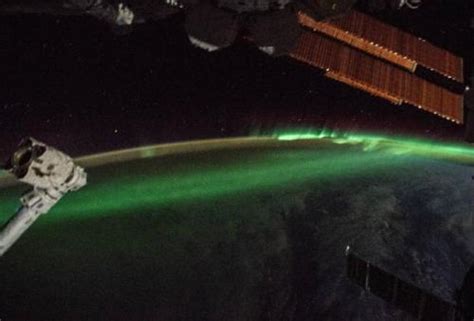 十月精彩地球卫星照：太空看南极美景(图)_科学探索_科技时代_新浪网