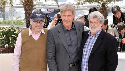 What Is The Role Of A Tv Executive Producer at Sandra Madrigal blog