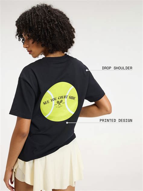 Black Courtside Oversized Printed Tee - Women – CAVA Athleisure Pvt Ltd