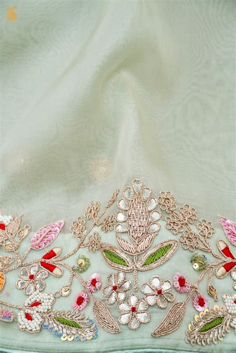 Purple Handwoven Pure Georgette Organza Embroidery Saree – Khinkhwab