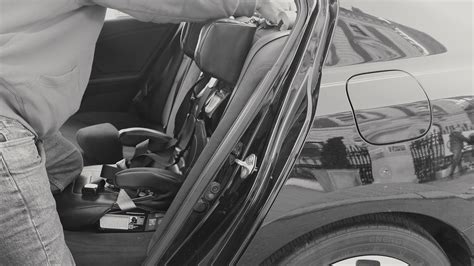 RIDING WITH LYFT | CAR SEAT MODE | Lillies & León