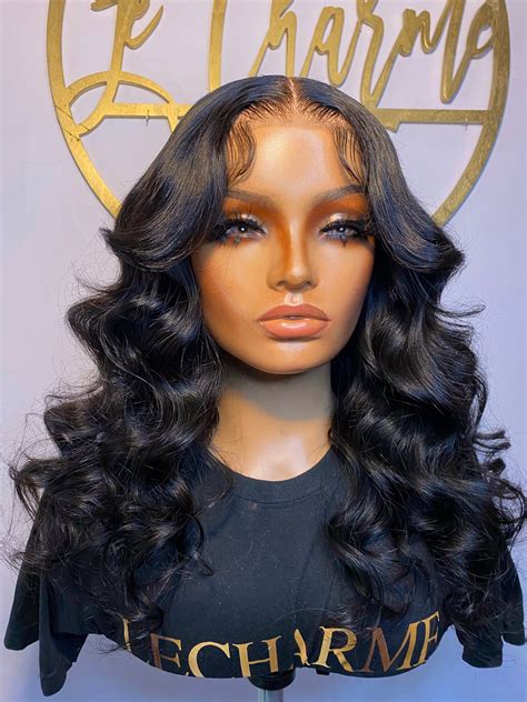 Raffinée Unit - Medium (22-22.5”) / Middle Part / Yes | Curly human ...