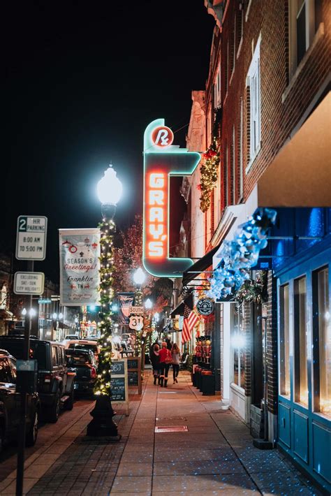 5 Spots To See The Best Holiday Lights in Franklin, Tennessee | Visit ...
