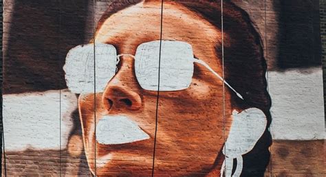 AI can detect cardiac problems through retinal scans.