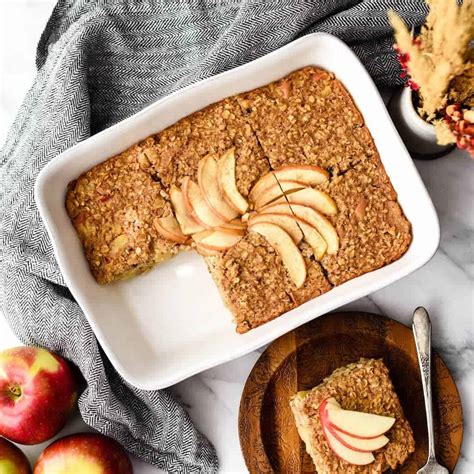 Healthy Apple Cinnamon Baked Oatmeal - JoyFoodSunshine