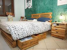 letto con pallet camere da letto in pallet riciclo letto con pallet camere da letto in pallet riciclo
