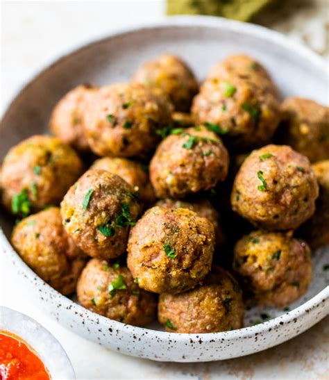 Juicy Turkey Meatballs – WellPlated.com