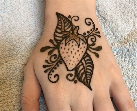 Hunting Mehendi Designs For Kids? Take Your Pick From These Cool ...