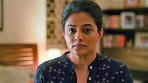 The Family Man Fame Priyamani Slapped With A Criminal Case