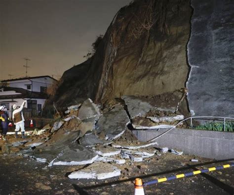 Quake Hits Japan Area Devastated a Decade Ago, Tsunami Alerts Lifted ...