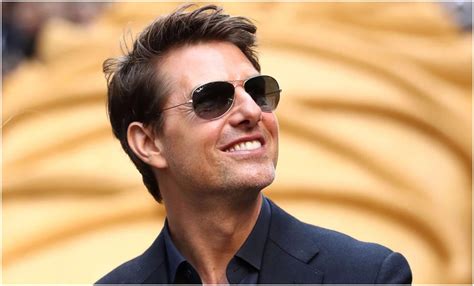 Tom Cruise Performs Breathtaking Airplane Stunt For Next 'Mission ...