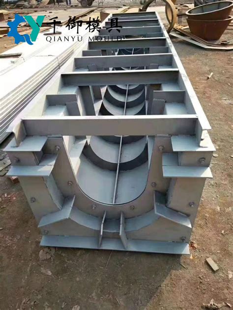 水泥流水槽模具 排水槽钢模具 电力沟槽模版 制造沟槽模版的厂家-阿里巴巴
