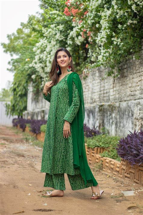 Bottle Green Bandhani Suit Set – DIMPLE DESIGN STUDIO
