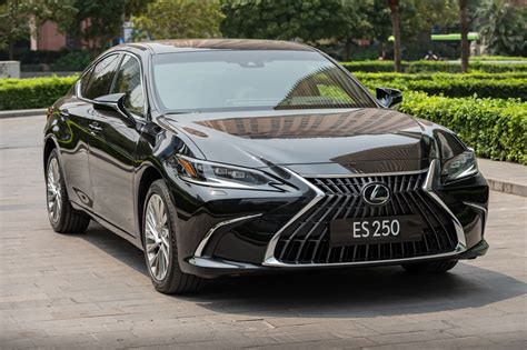 Lexus ES 250 - Giá xe và Thông Số Kỹ Thuật Mới nhất