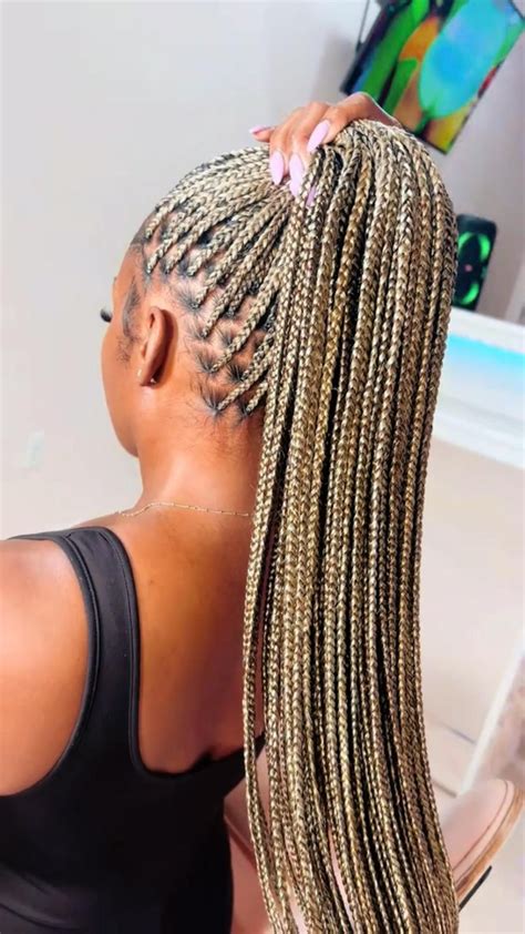 Blonde Knotless Braids
