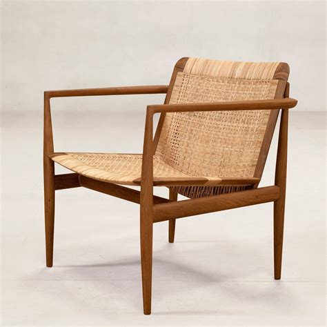 Tangāli Modular Chairs | Phantom Hands | Le Mill