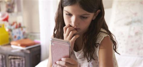 ᐅ Cybermobbing in der Schule - Was Eltern tun können | Grundschulen.net