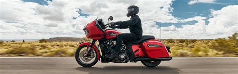 Dark Horse Family | Indian® Motorcycle - IN