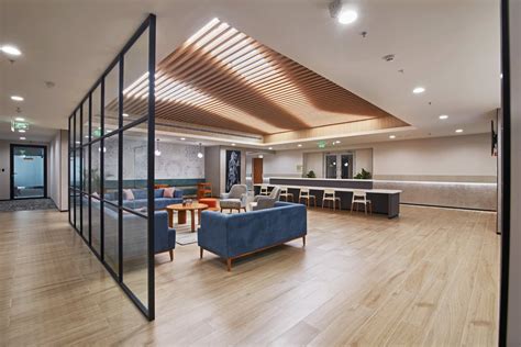 Table Space Trent House - Managed Office Space in Bandra Kurla Complex ...