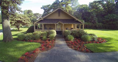 East Williston, NY – About Us