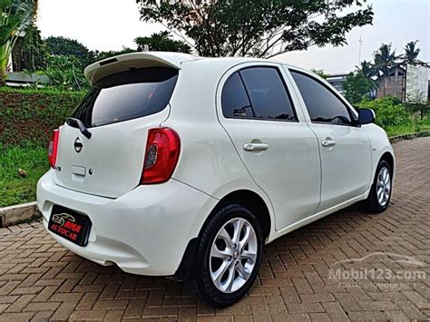 Jual Mobil Nissan March 2016 1.2L 1.2 di DKI Jakarta Automatic ...