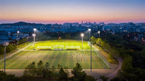 Sports field Lighting 的图像结果