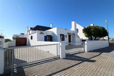 Baywatch Villa Collection, Paternoster