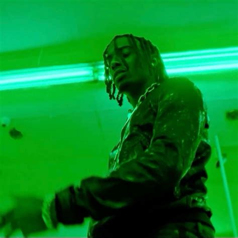 Playboi Carti - Sky (OG Music Video) Pfp Idea | Rap aesthetic, Simple ...